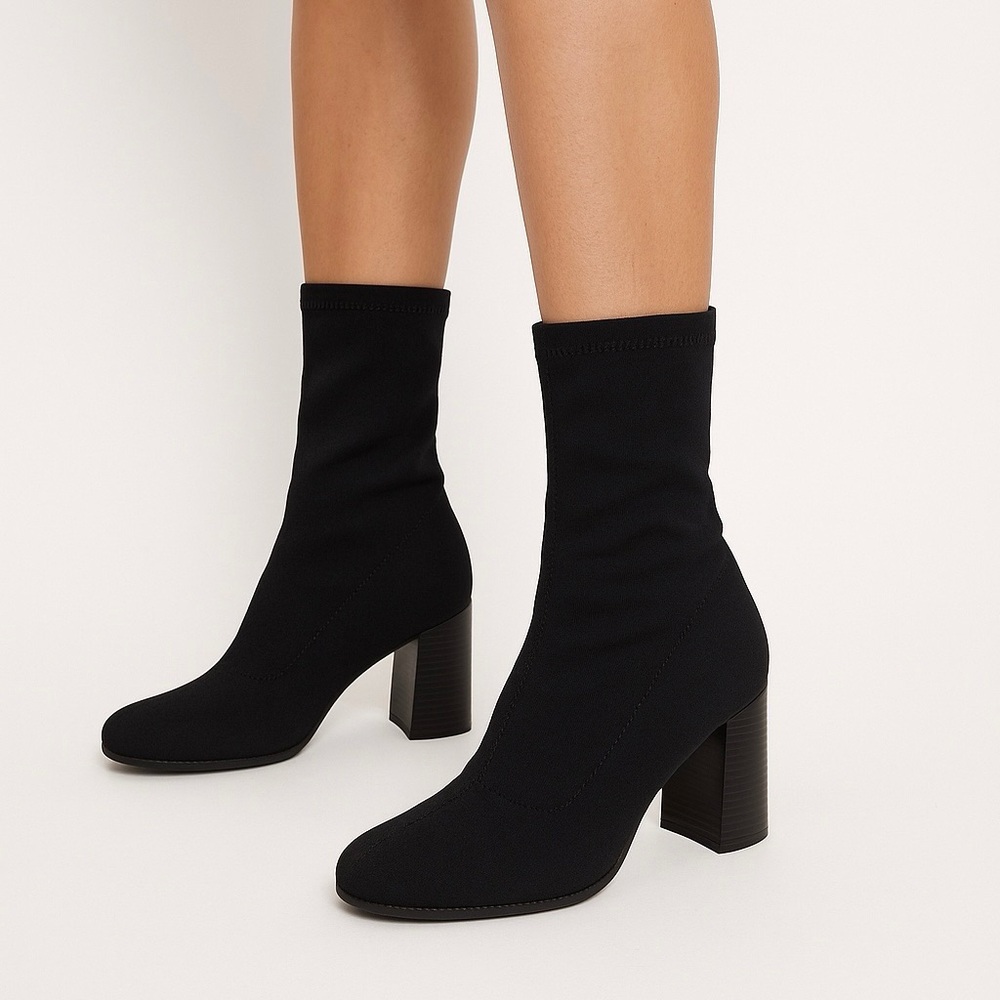 High Lights Black Stretch Sock Boots Women’s 9M – 3” Block Heel